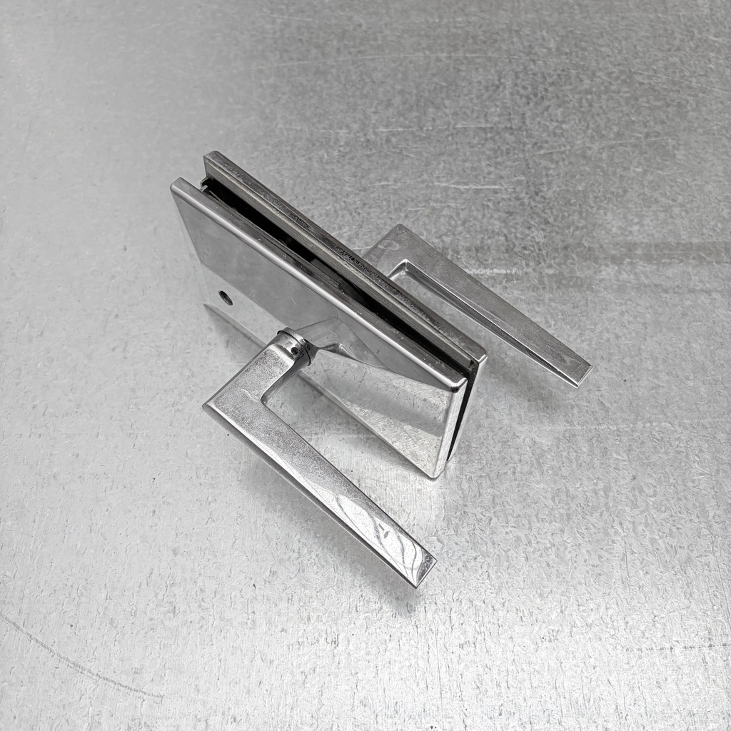 Poignée de porte métal