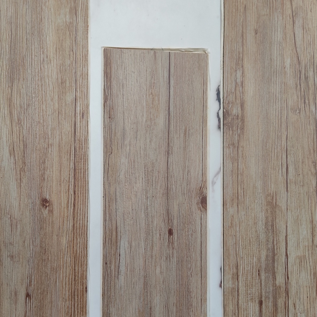 Lames stratifiées PVC auto-adhésives texturées Gerflor 15x91 cm -La boite = 1.5m²