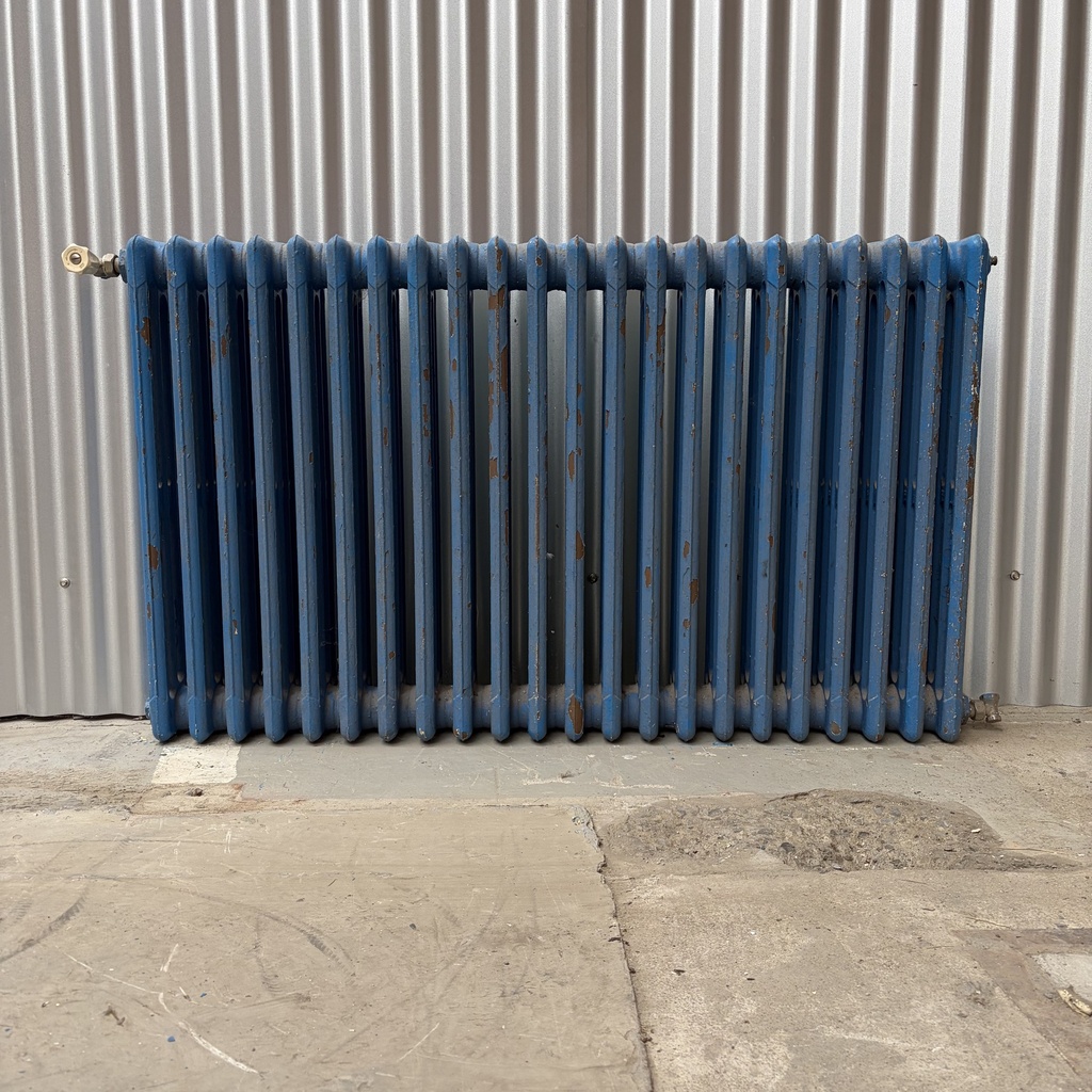 Radiateur en fonte bleu H: 72cm 22 éléments - 4 colonnes