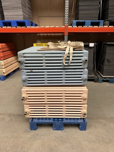 [8.1.381-011] Radiateur fonte 83x88x23 6 colonnes 15 éléments