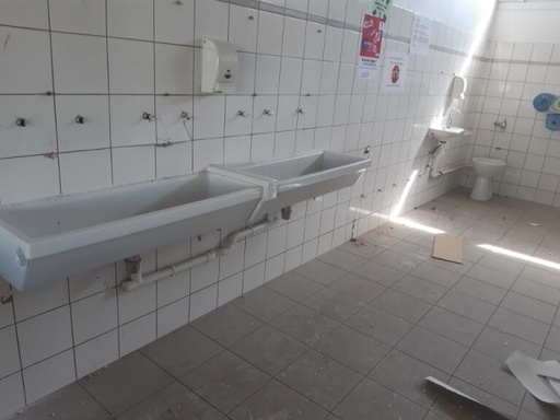 [9.3.427] Lavabo collectif 